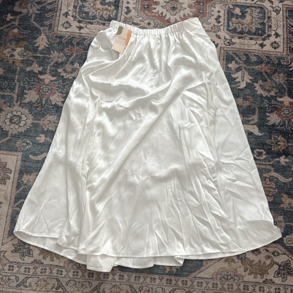 BTFBM Dresses & Skirts - BTFBM Medium Maxi White Satin Skirt